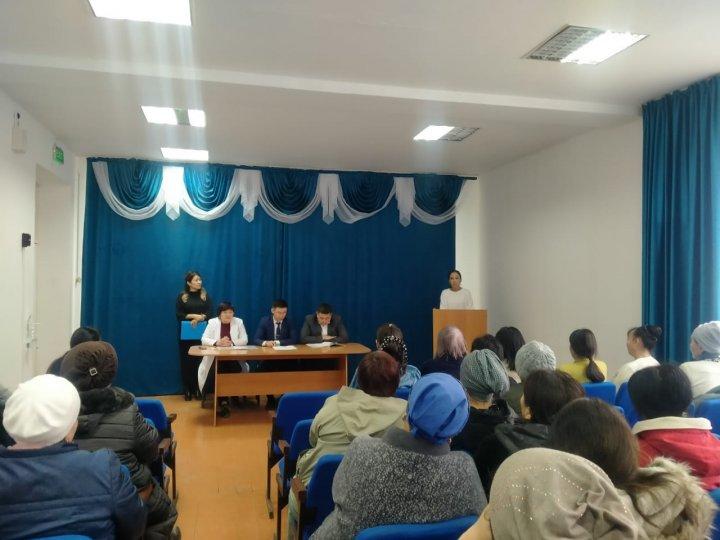 "ЖанайSecondary school -бақшасы"КММ -нің "Бақытты ана-бақытты бала-бақытты ел" атты тақырыпта ата-аналар жиналысы өткізілді.